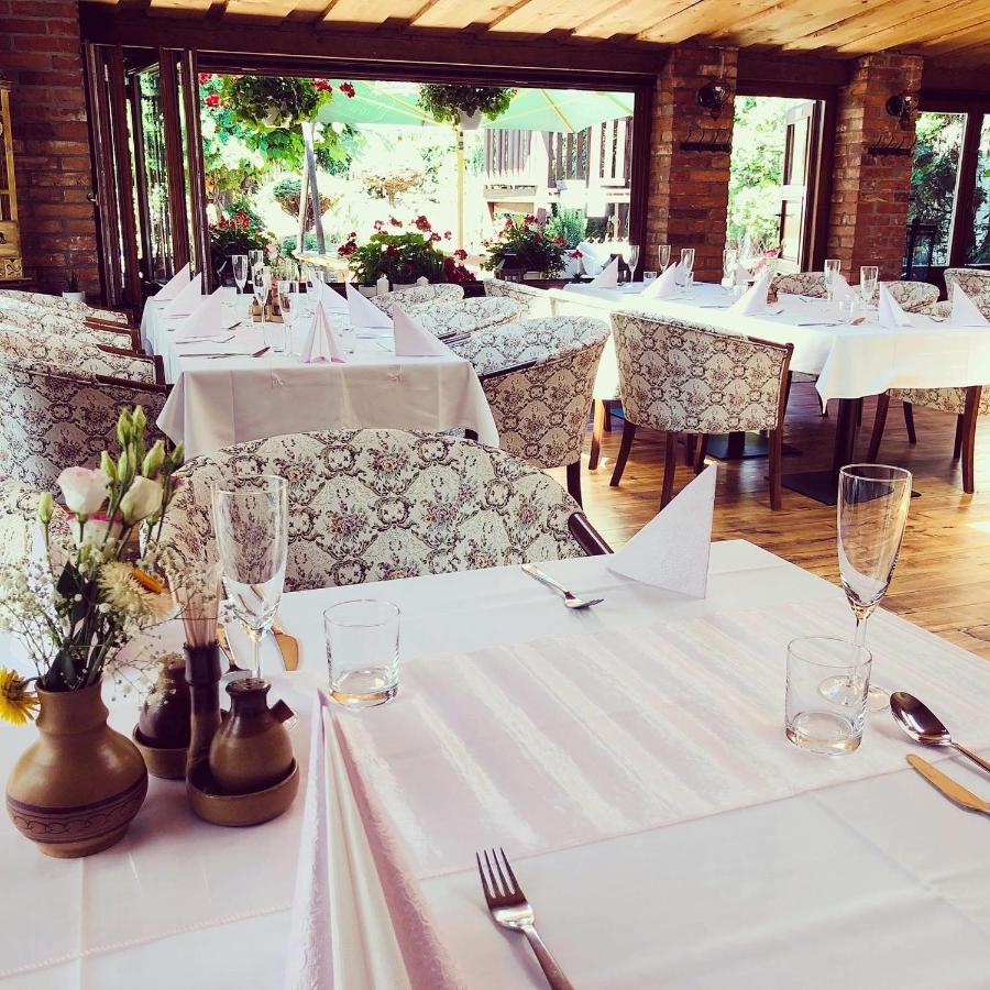 Maria Penzion & Restaurant Trenčín Exterior foto
